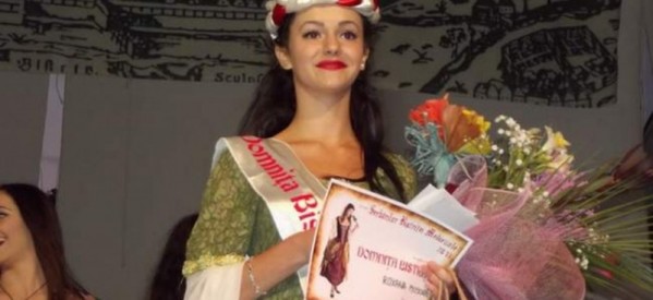 DOMNITA BISTRITEI cea salvatoare a cavalerului din turn – a VII-a editie in cadrul Serbarilor Bistritei Medievale 2015! DOMNITA BISTRITEI cea salvatoare a cavalerului din turn – a VII-a editie in cadrul Serbarilor Bistritei Medievale 2015!