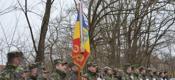 BRĂTENI: Ceremonial militar și relegios în memoria eroului Ioan Sabău BRĂTENI: Ceremonial militar și relegios în memoria eroului Ioan Sabău