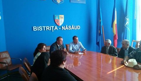 Cetățenii din Agrișu de Jos, neputincioși în fața porcilor mistreți care le distrug culturile Cetățenii din Agrișu de Jos, neputincioși în fața porcilor mistreți care le distrug culturile