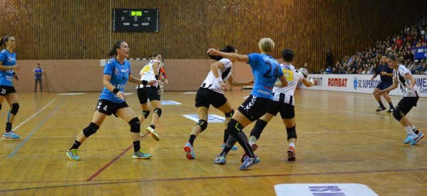 Înfrângere dureroasă: CSM Bistrița – Universitatea Cluj 24-31 (10-13) Înfrângere dureroasă: CSM Bistrița – Universitatea Cluj 24-31 (10-13)