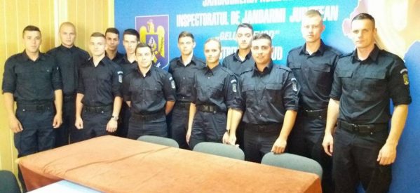 Elevii jandarmi de anul I, în practică la Jandarmeria Bistriţeană Elevii jandarmi de anul I, în practică la Jandarmeria Bistriţeană