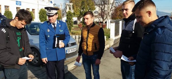 60 de tineri bistrițeni îşi doresc să devină subofiţeri jandarmi, după încheierea celei de a doua sesiuni de inscrieri 60 de tineri bistrițeni îşi doresc să devină subofiţeri jandarmi, după încheierea celei de a doua sesiuni de inscrieri