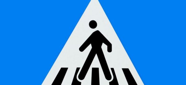 Tânăr lovit de un autoturism pe o trecere de pietoni din Bistrița Tânăr lovit de un autoturism pe o trecere de pietoni din Bistrița
