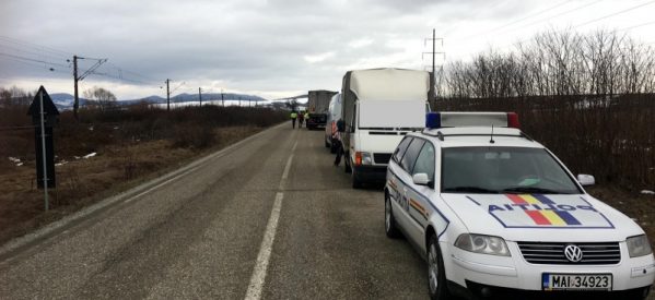 2.500 kg de produse cerealiere transportate fără documente legale și confiscate de polițiștii bistrițeni 2.500 kg de produse cerealiere transportate fără documente legale și confiscate de polițiștii bistrițeni