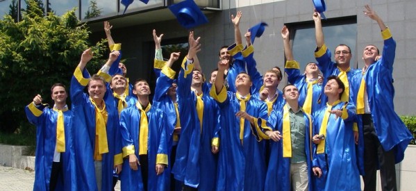 Studenții bistrițeni, ofertați de angajatori din Germania Studenții bistrițeni, ofertați de angajatori din Germania
