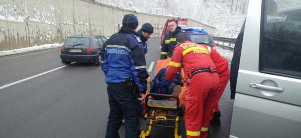 Jandarmii din Piatra Fîntînele și Rodna au ajutat turiștii aflați în dificultate Jandarmii din Piatra Fîntînele și Rodna au ajutat turiștii aflați în dificultate