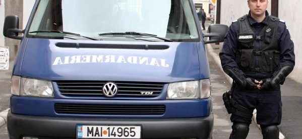 Cerșetori și scandalagii, amendați de jandarmii bistrițeni Cerșetori și scandalagii, amendați de jandarmii bistrițeni